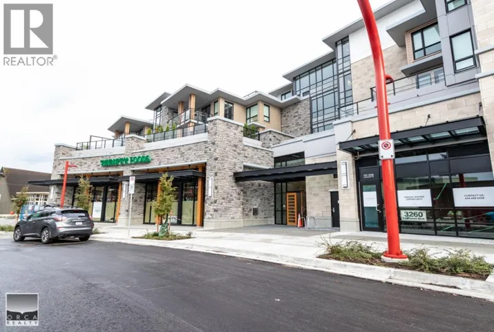 305 3220 CONNAUGHT CRESCENT, North Vancouver, British Columbia V7R2V6