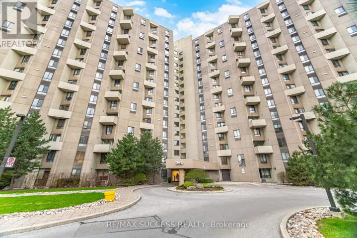 F8 - 296 MILL ROAD, Toronto (Markland Wood), Ontario M9C4X8