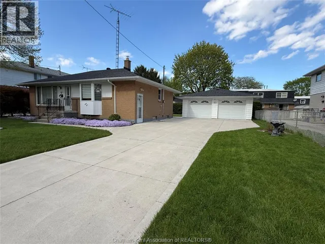61 SEMENYN AVENUE, Chatham, Ontario N7L3R7