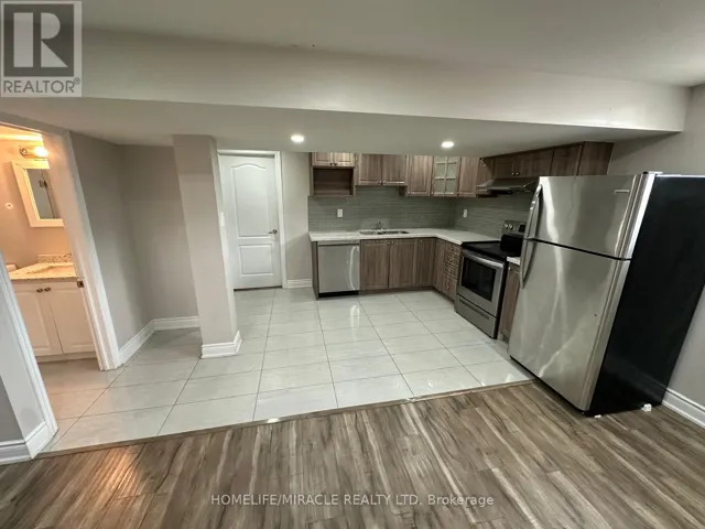 227 SUSSEXVALE DRIVE, Brampton (Sandringham-Wellington), Ontario L6R3R1