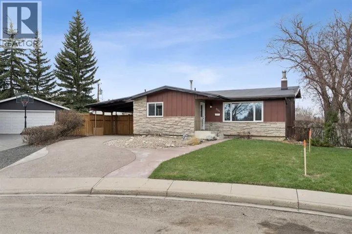 214 Springwood Place SW, Calgary, Alberta T2W0L3