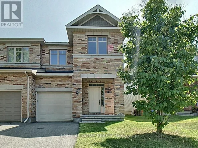 125 HORNCHURCH LANE, Ottawa, Ontario K2J0A6