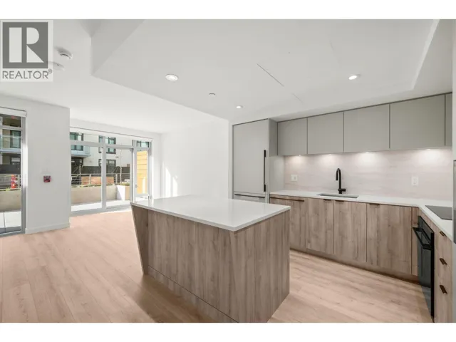 1xx 755 HARBOURSIDE DRIVE, North Vancouver, British Columbia V7P0G1