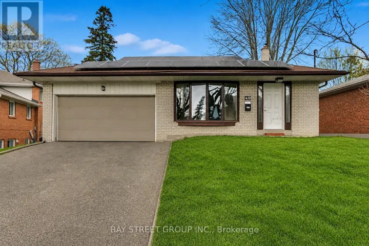 UPPER - 40 BELLBURY CRESCENT, Toronto (Don Valley Village), Ontario M2J2J8