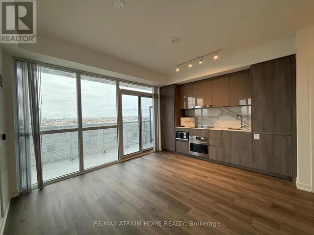 1206 - 8 INTERCHANGE WAY, Vaughan (Vaughan Corporate Centre), Ontario L4K0R2