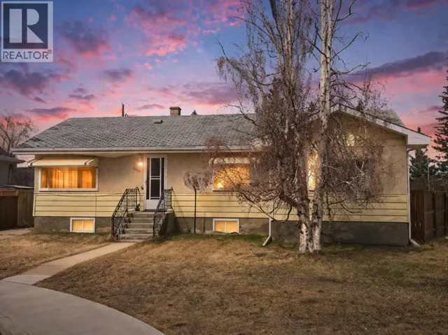 4612 50A Avenue, Rocky Mountain House, Alberta T4T1B9
