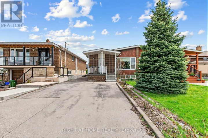 5 THWAITE AVENUE, Toronto (Glenfield-Jane Heights), Ontario M3L2C8