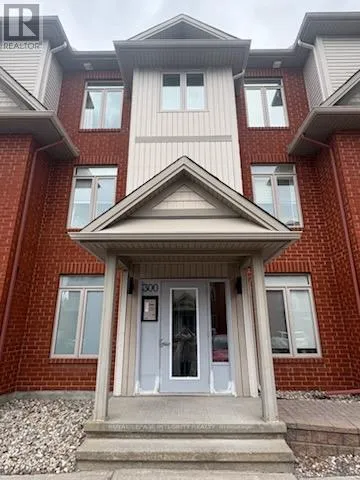H - 300 MEILLEUR PRIVATE, Ottawa, Ontario K1L0A2