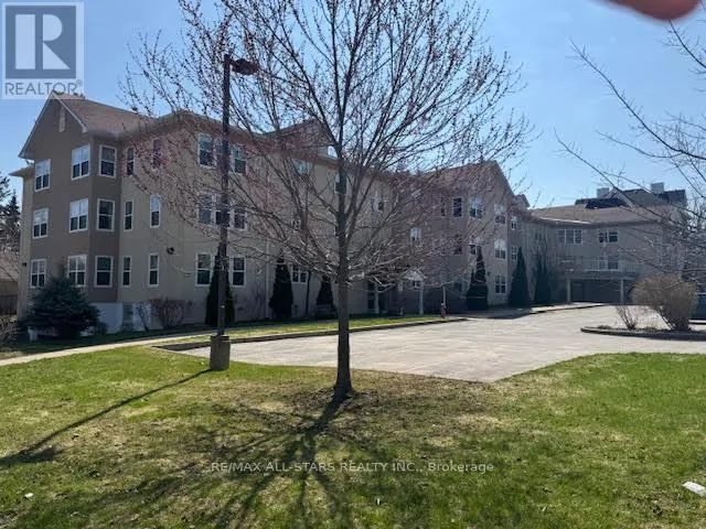 303 - 8 HURON STREET, Kawartha Lakes (Lindsay), Ontario K9V6K3