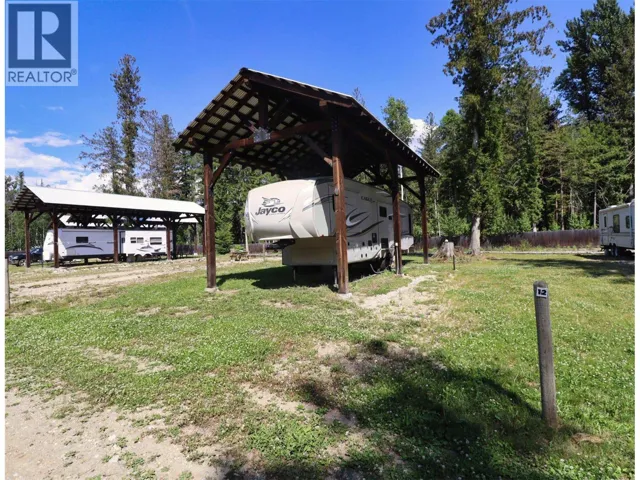 1701 Ireland Road Unit# 12, Seymour Arm, British Columbia V0E1M9