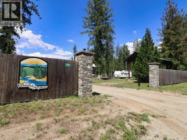 1701 Ireland Road Unit# 9, Seymour Arm, British Columbia V0E1M9