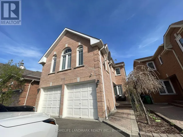 826 WINTERTON WAY, Mississauga (East Credit), Ontario L5V2A5