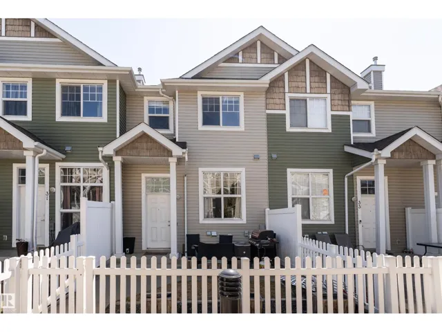 #32 5604 199 ST NW, Edmonton, Alberta T6M2Z9