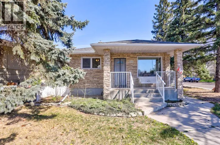 1021 9 Avenue N, Lethbridge, Alberta T1H1G2