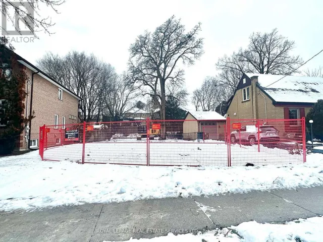 226 MARTIN GROVE ROAD, Toronto (Islington-City Centre West), Ontario M9B4L4