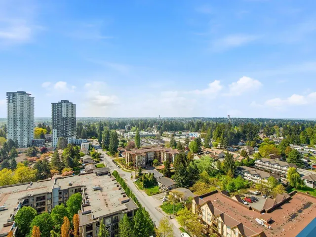 1907 13308 CENTRAL AVENUE, Surrey, British Columbia V3T0M4