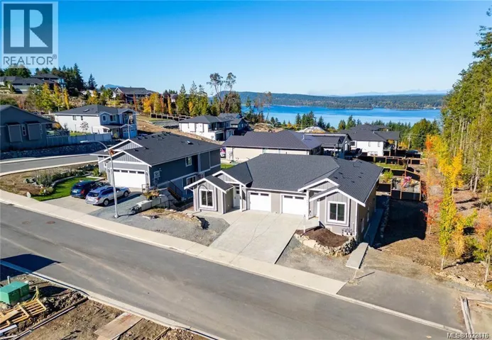 669 Sanderson Rd, Ladysmith, British Columbia V9G0A7