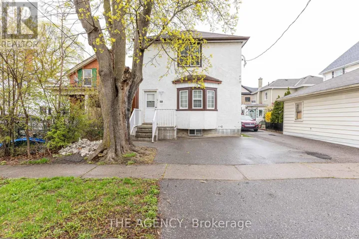 63 HOGARTH ST STREET, Oshawa (Central), Ontario L1H1Y5