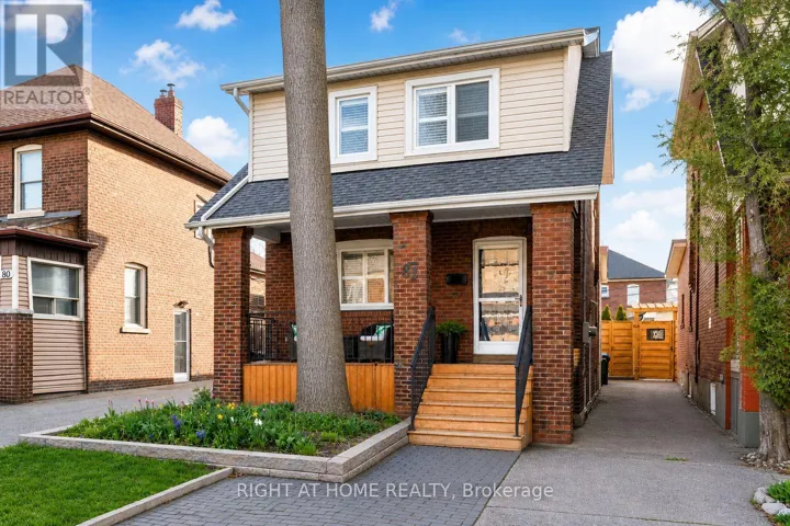82 NINTH STREET, Toronto (New Toronto), Ontario M8V3E4