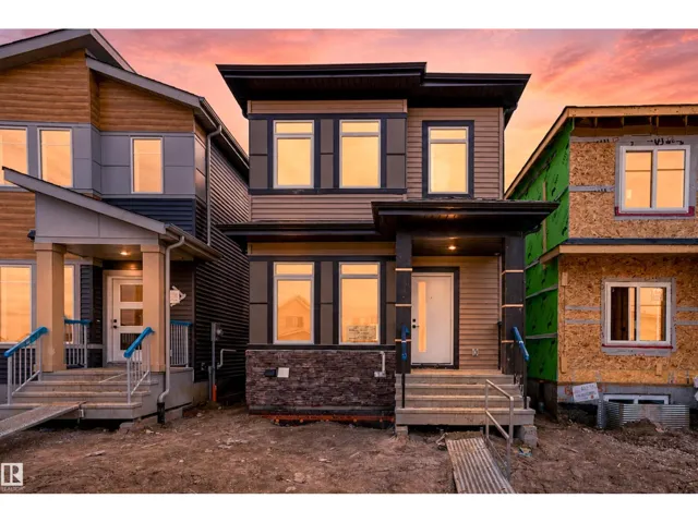 619 30 ST SW, Edmonton, Alberta T6X3M3