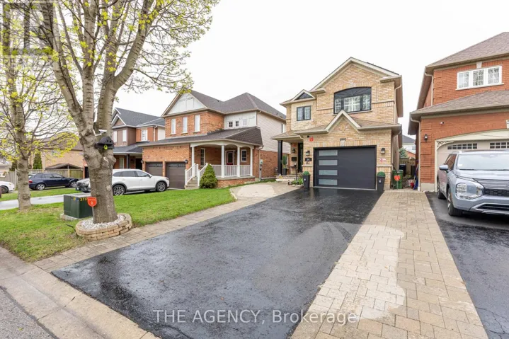 54 THAMES DRIVE, Whitby (Rolling Acres), Ontario L1R2R1