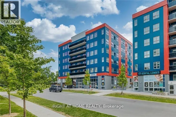 102 - 250 ALBERT STREET, Waterloo, Ontario N2L0H5
