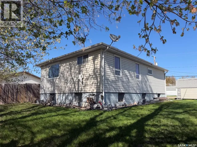 412 Main STREET, Hudson Bay, Saskatchewan S0E0Y0