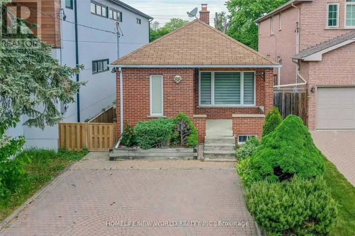 88 PEMBERTON AVENUE, Toronto (Newtonbrook East), Ontario M2M1Y5