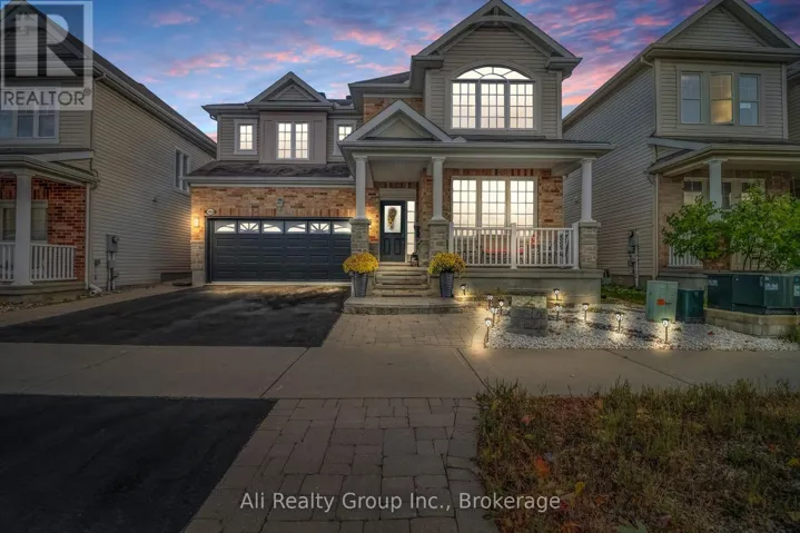 3454 RIVER RUN AVENUE, Ottawa, Ontario K2J0R8