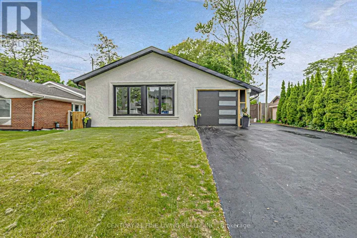 46 ROSSBURN DRIVE, Toronto (Etobicoke West Mall), Ontario M9C2P8