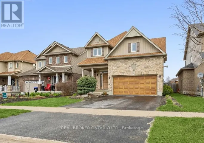 58 STEVENSON STREET, Essa (Angus), Ontario L3W0P4