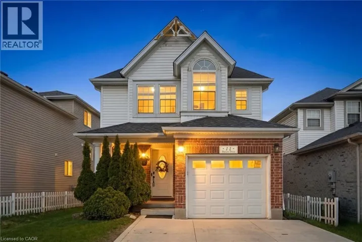 11 PATTON Drive, Cambridge, Ontario N3C4J6