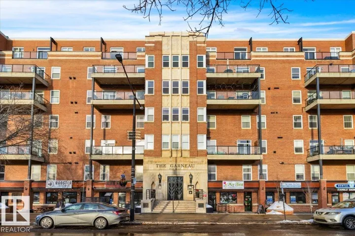 #406 10728 82 AV NW, Edmonton, Alberta T6E6P5