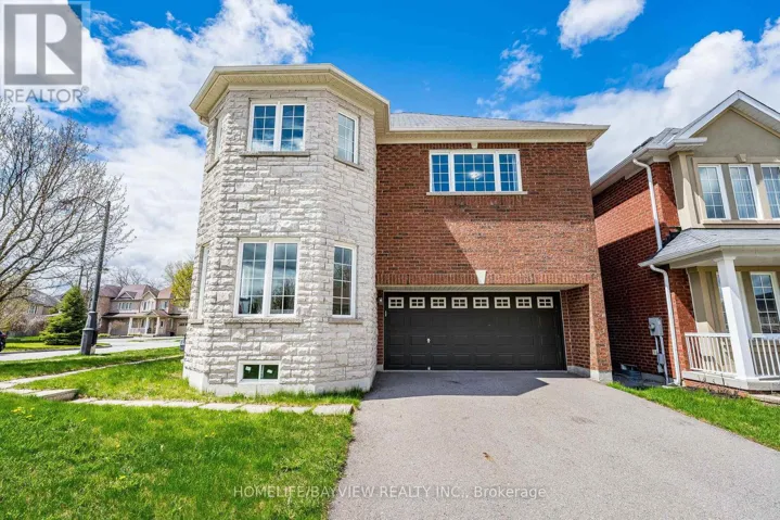212 RAY SNOW BOULEVARD, Newmarket (Woodland Hill), Ontario L3X3J3