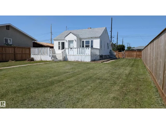 7812 128 AV NW, Edmonton, Alberta T5C1T7
