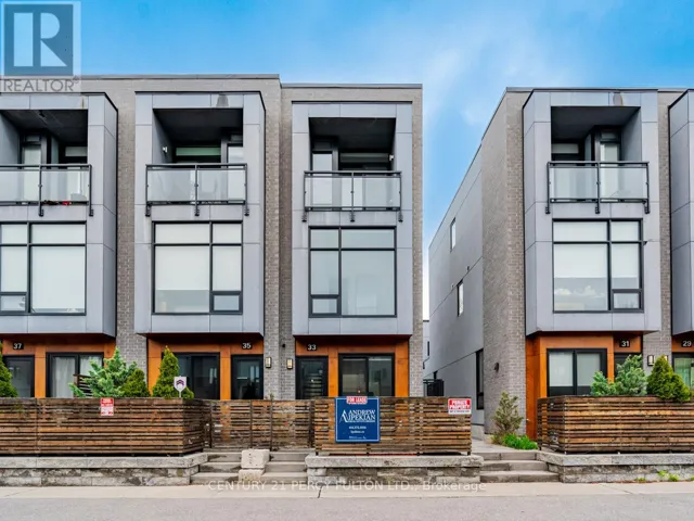 33 ACHTMAN LANE, Toronto (Palmerston-Little Italy), Ontario M6G4C5
