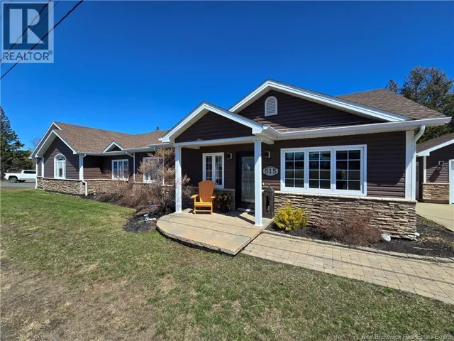 515 Principale, Pointe-Verte, New Brunswick E8J2R2