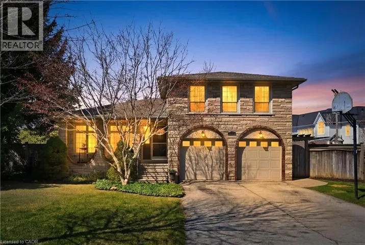 248 APPLEVALE Court, Burlington, Ontario L7L2B9