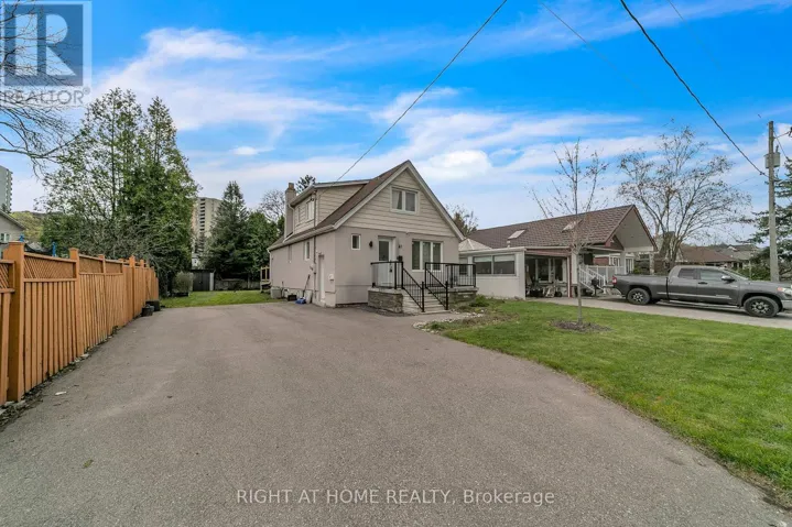 41 MONARCHDALE AVENUE, Toronto (Brookhaven-Amesbury), Ontario M6M2S6