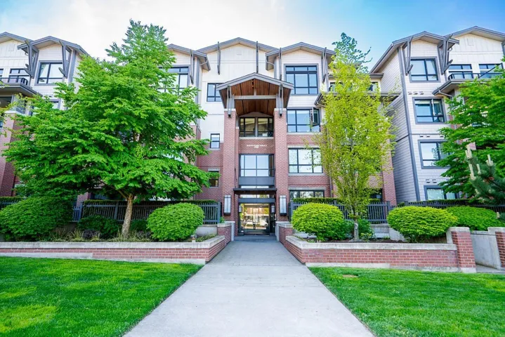 417 2960 151 STREET, Surrey, British Columbia V4P0G3