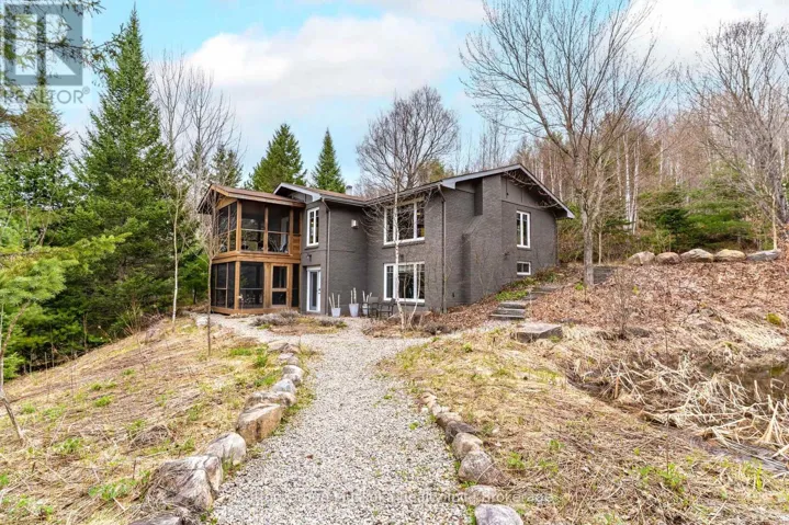 209 SWALLOWDALE ROAD, Huntsville (Brunel), Ontario P1H0A5