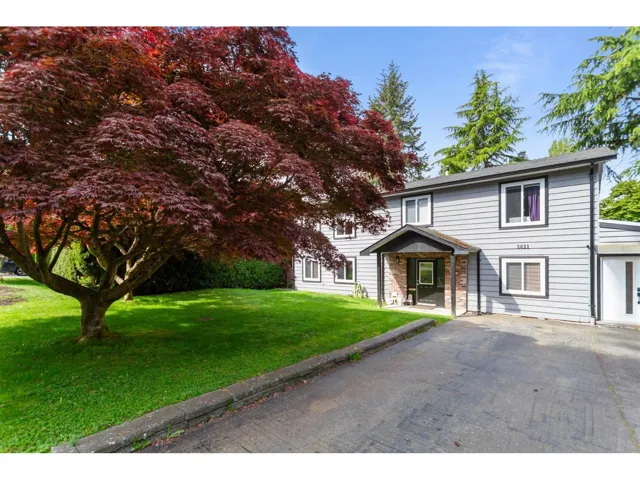 2621 127A STREET, Surrey, British Columbia V4A3T2