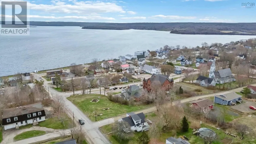 33 Church Street, Digby, Nova Scotia B0V1A0