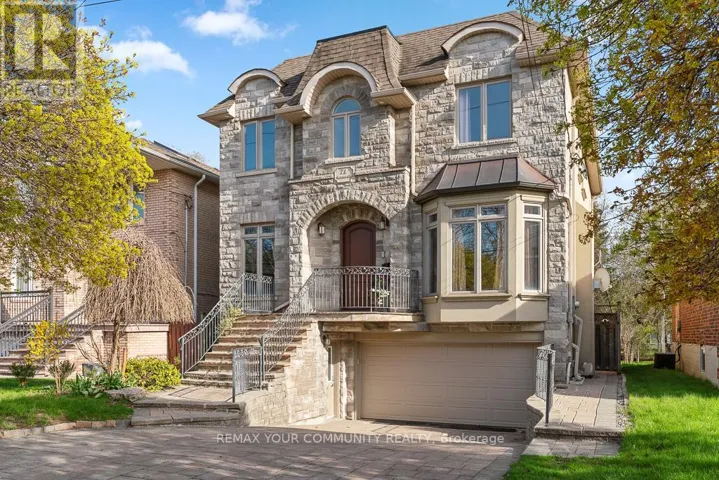 71 NEWTON DRIVE, Toronto (Newtonbrook East), Ontario M2M2M8