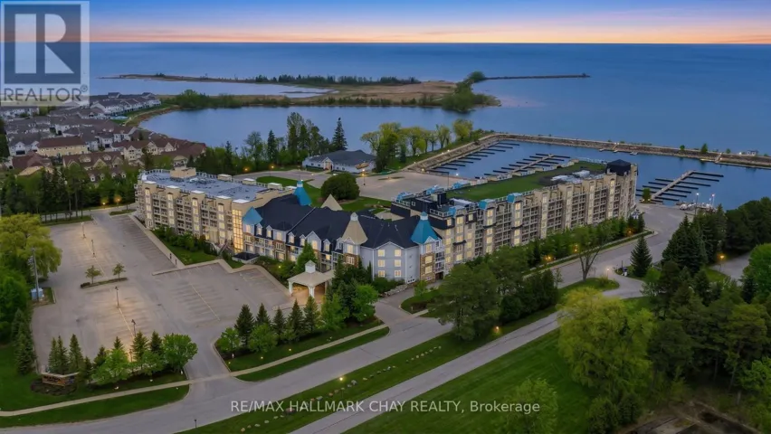 6411/6413 - 9 HARBOUR STREET E, Collingwood, Ontario L9Y5C5