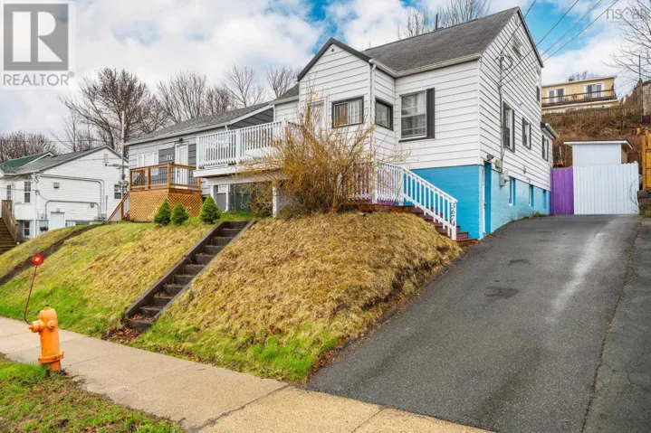 3674 lynch Street, Halifax, Nova Scotia B3K3L2