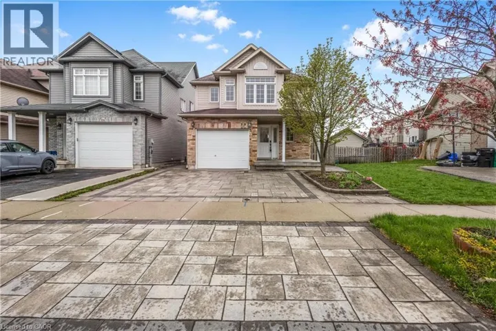 102 IRON GATE Street, Kitchener, Ontario N2N3R6