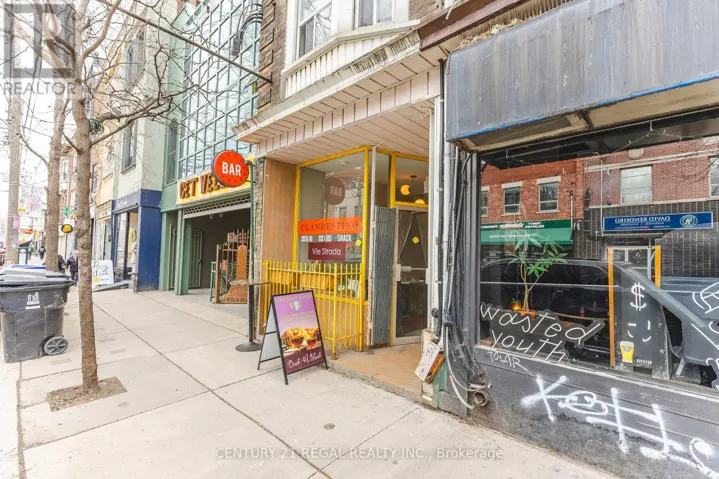 1183 DUNDAS STREET W, Toronto (Trinity-Bellwoods), Ontario M6J1X3
