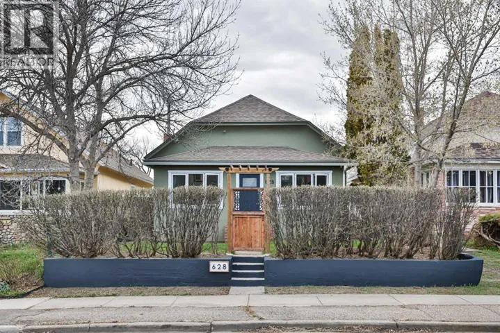 628 7 Street S, Lethbridge, Alberta T1J2H3