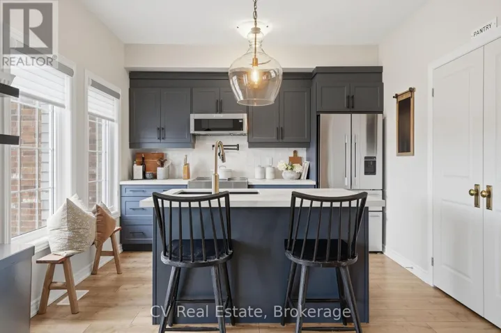 57 HARVEST CRESCENT, Barrie, Ontario L9J0T5